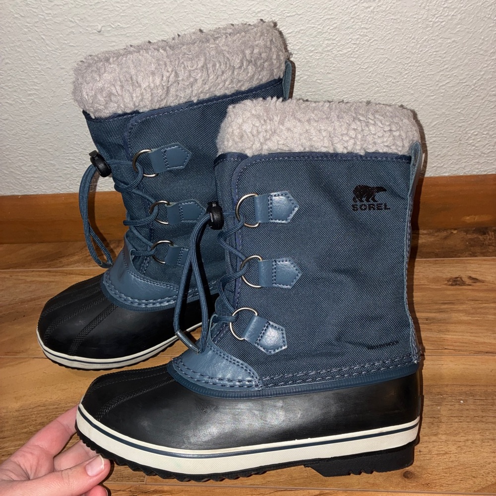 Sorel Yoot Pac Nylon Winter Boots Blue/Black - big kids size 5, fits womens 6.5